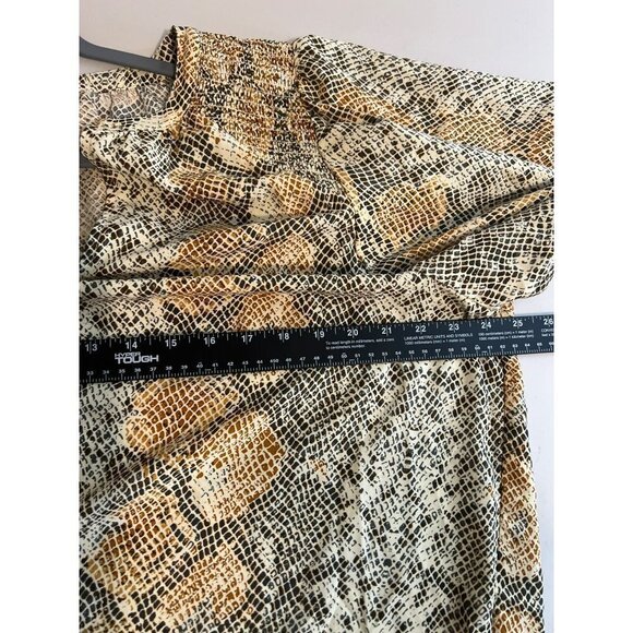 Ava & Viv Sz 1X Animal Print Snake Print Tan Grey Flowy Blouse - Picture 7 of 8